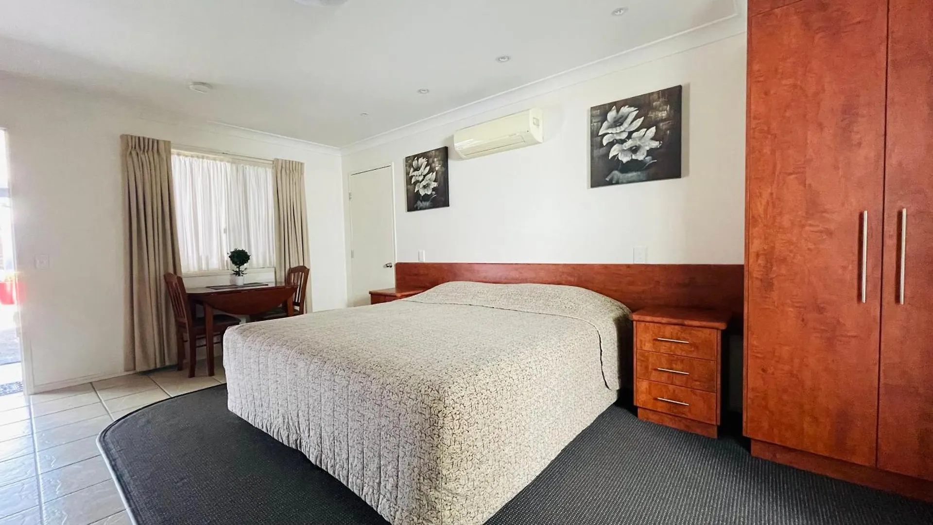Motel Myall Dalby Australia
