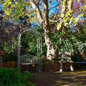 https://possum-creek-lodge.hotelsperth.org