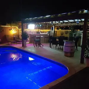https://ocean-reef-homestay.hotelsperth.org